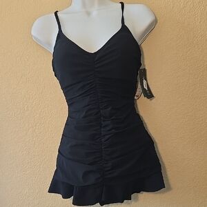 Size 8 NWT Gottex Black Ruched One Piece Swimsuit New